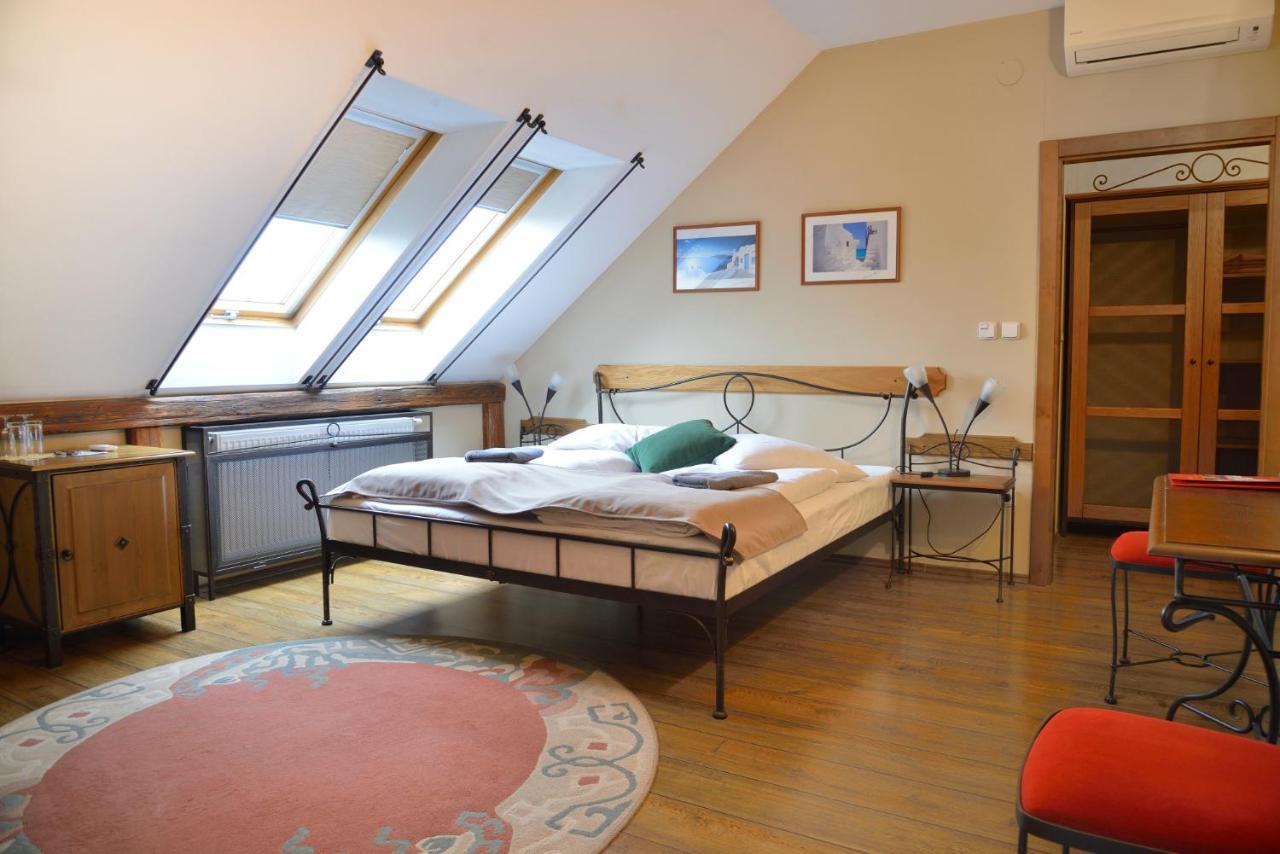 Hotel Via Ironia Vysoké Mýto Zewnętrze zdjęcie