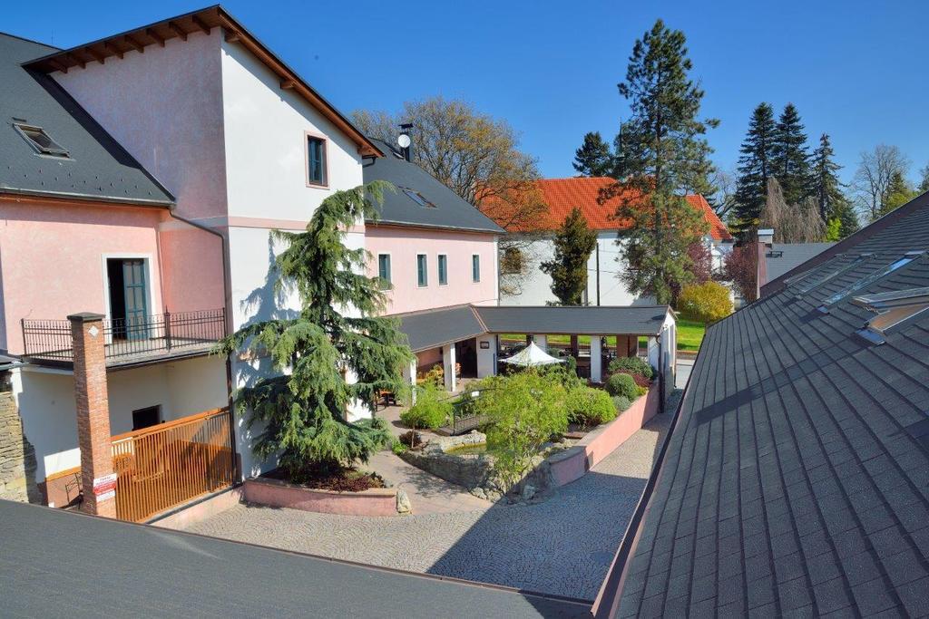 Hotel Via Ironia Vysoké Mýto Zewnętrze zdjęcie